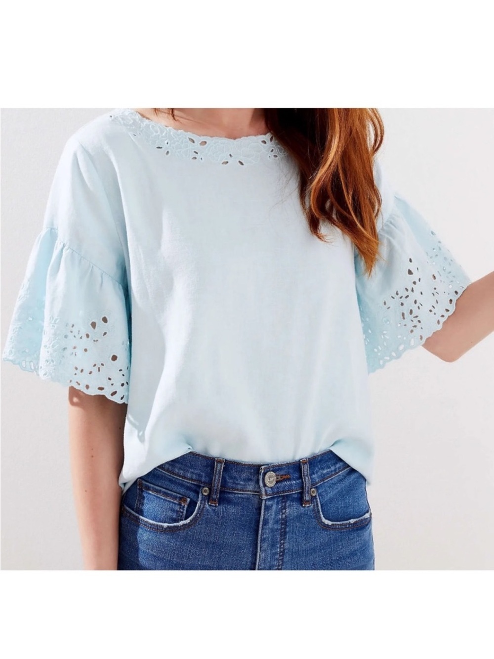 Ann Taylor Loft Eyelet V neck at back Linen Blend Light Blue Blouse size M